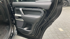 Land Rover Defender 2.0 P300 X-Dynamic HSE 110 5dr Auto Petrol Estate